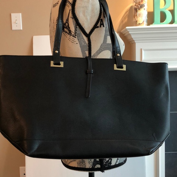 Nygard Tote - Picture 2 of 3
